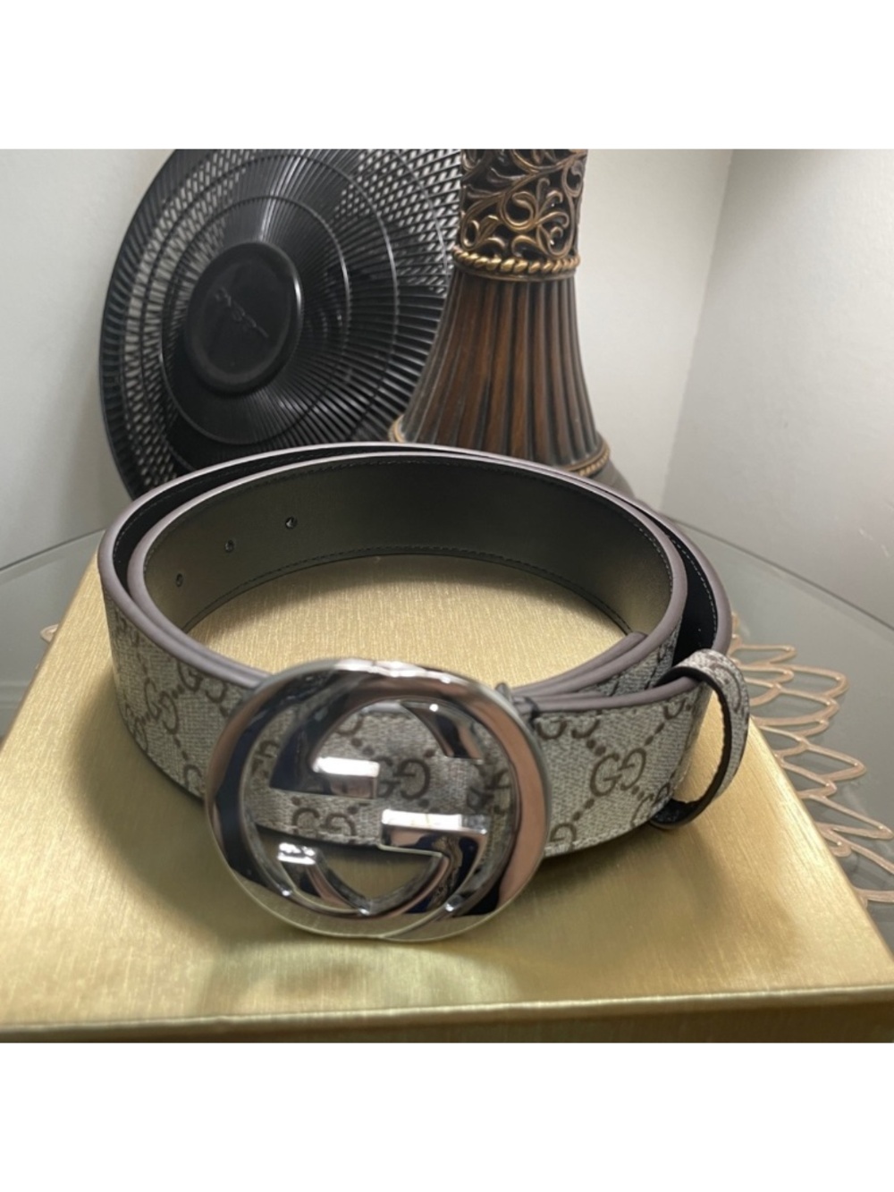 Gucci - Picture 2 of 9